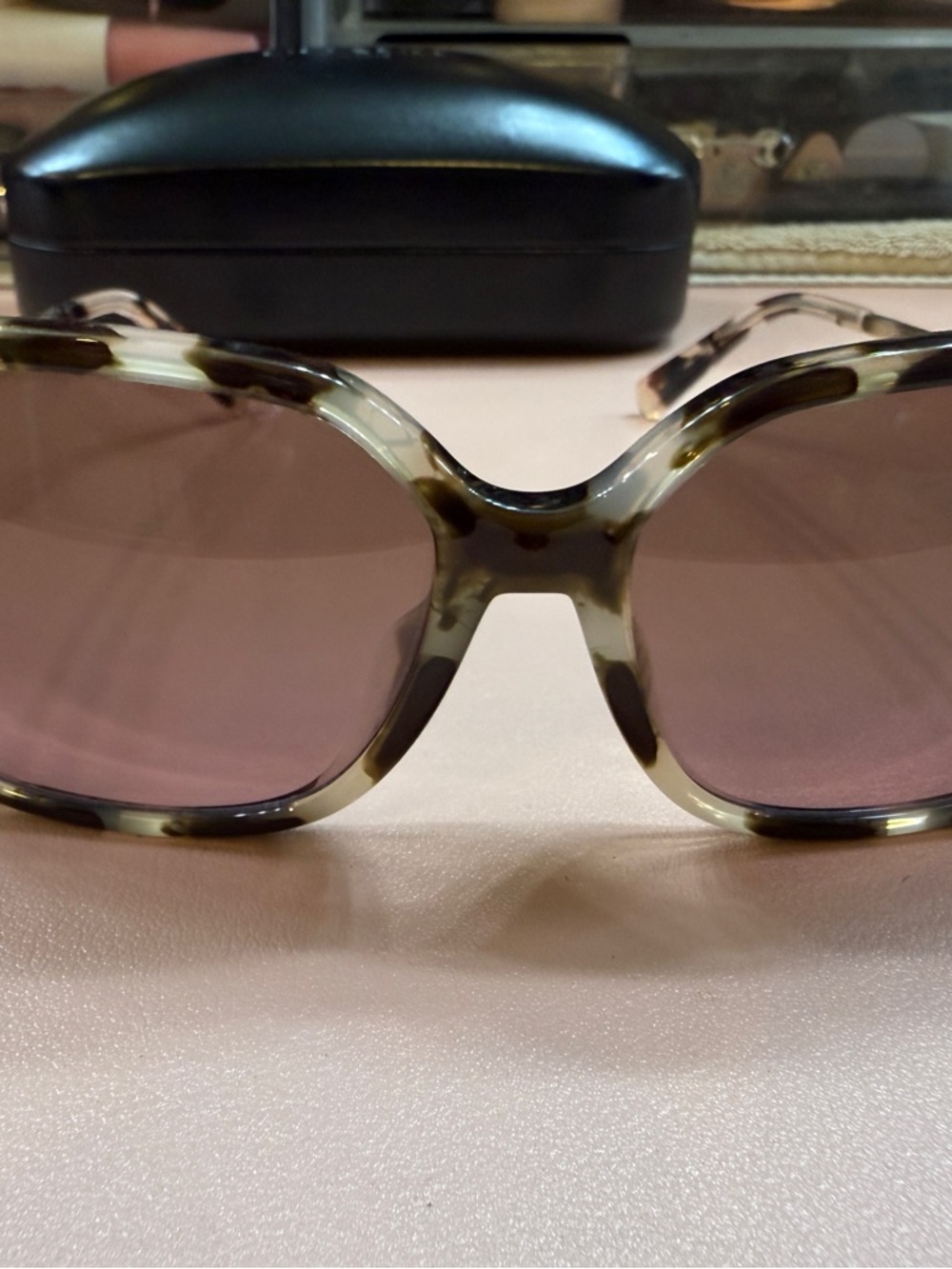 COACH Gray Tortoise Sunglasses with Brown Lenses - Picture 3 of 8